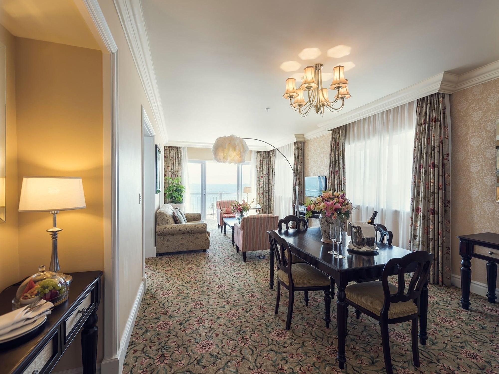 The Boardwalk Hotel, Convention Centre & Spa Порт-Элизабет Экстерьер фото