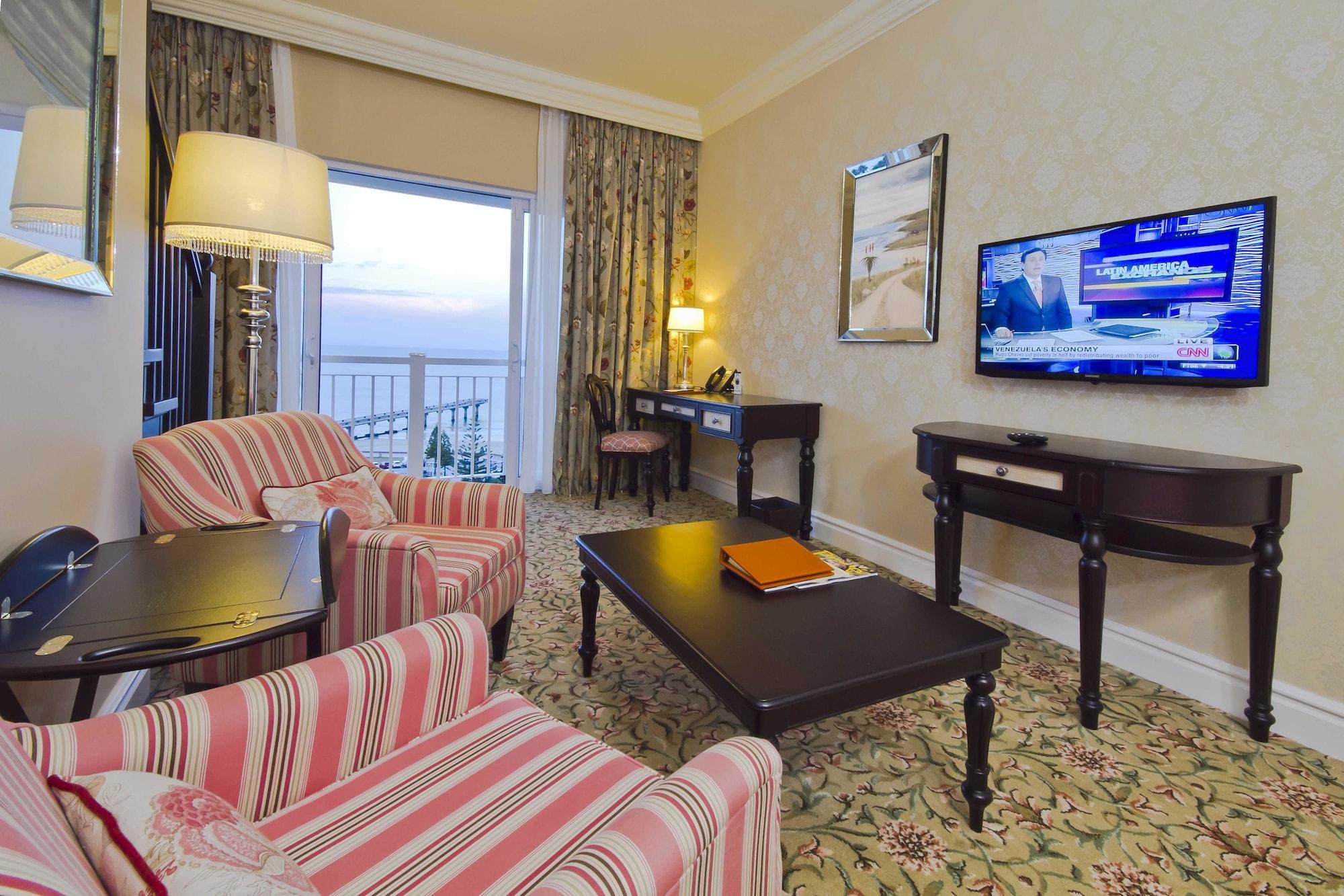 The Boardwalk Hotel, Convention Centre & Spa Порт-Элизабет Экстерьер фото