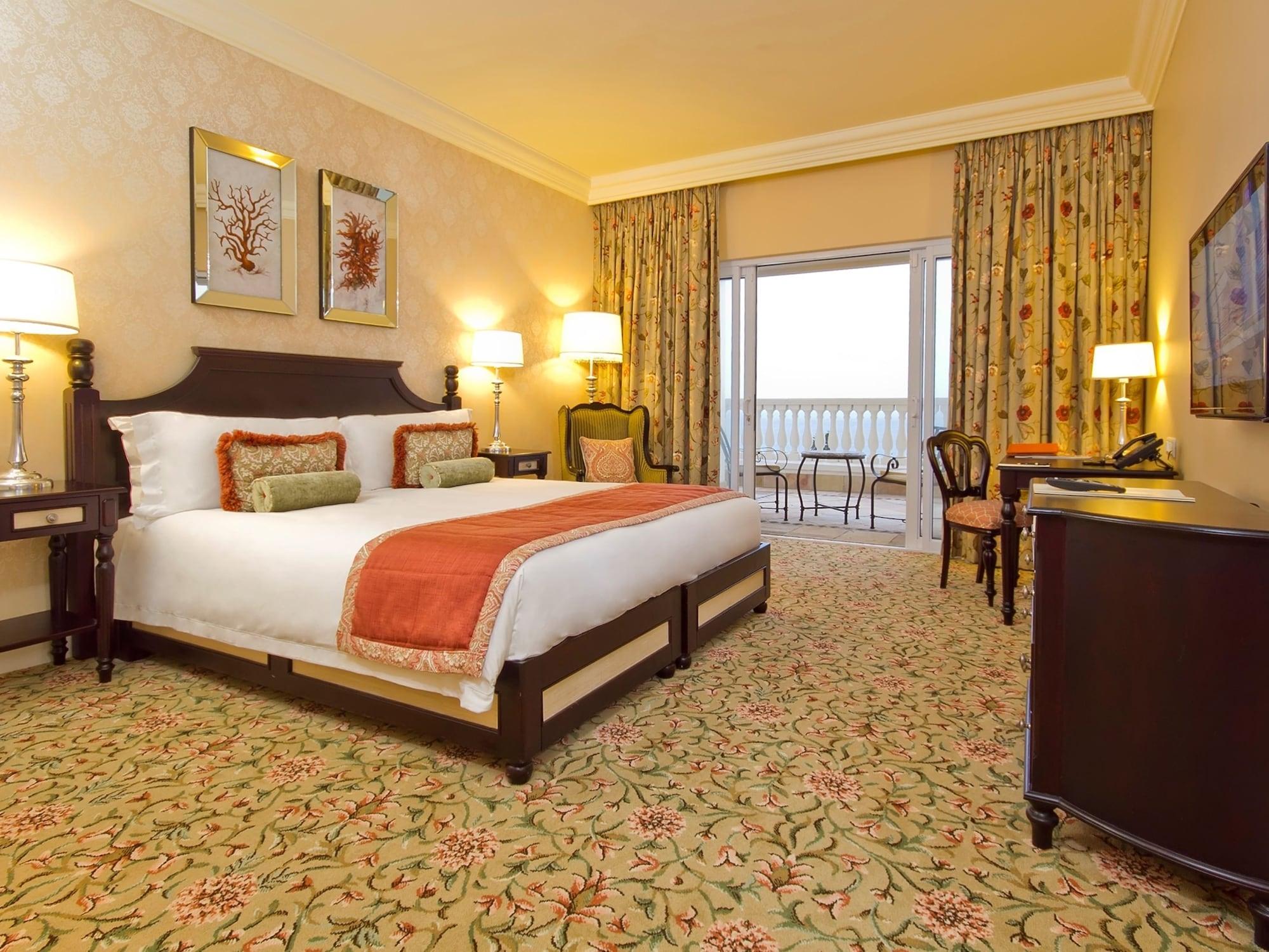 The Boardwalk Hotel, Convention Centre & Spa Порт-Элизабет Экстерьер фото