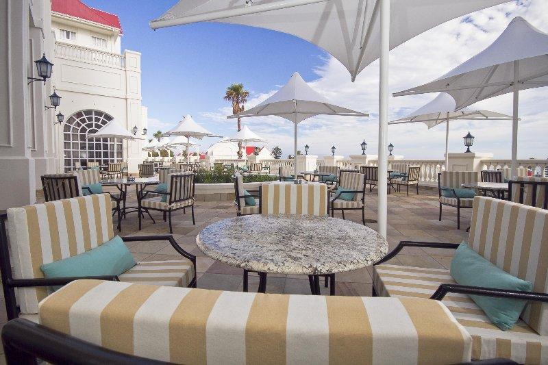 The Boardwalk Hotel, Convention Centre & Spa Порт-Элизабет Экстерьер фото