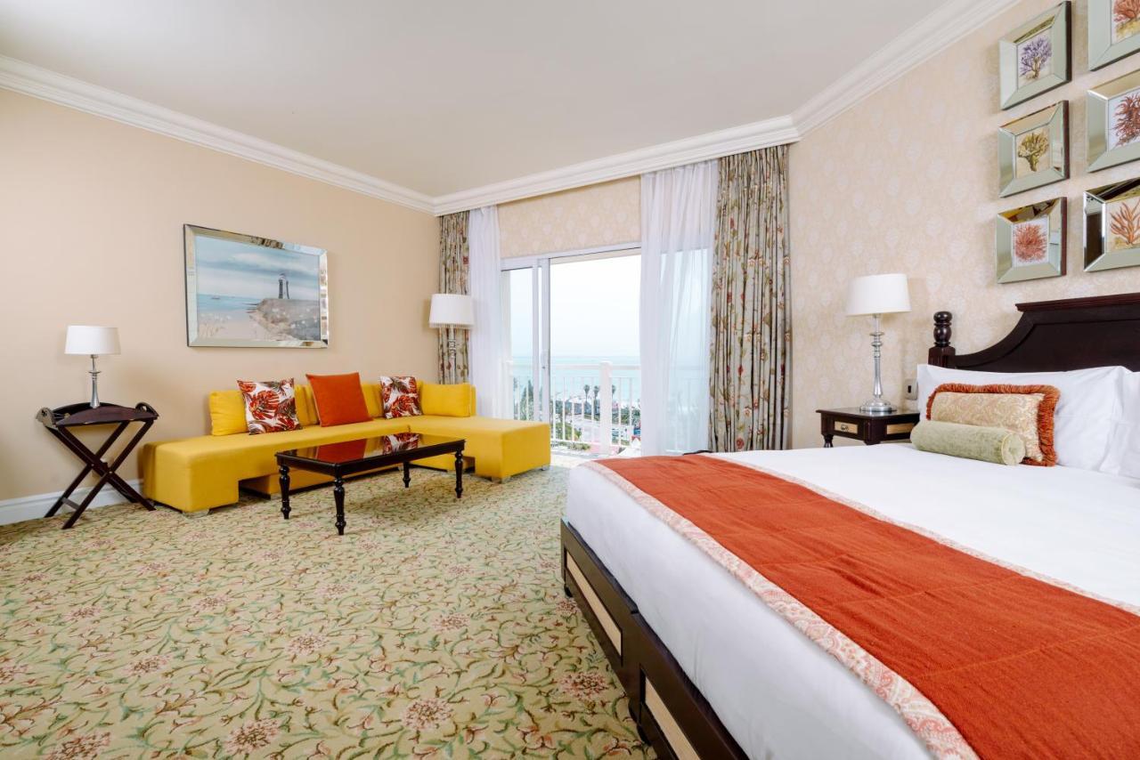 The Boardwalk Hotel, Convention Centre & Spa Порт-Элизабет Экстерьер фото